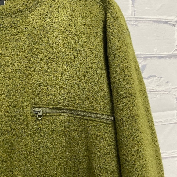 AIGLE Men's Crewneck Pullover Fleece Sweater - Picture 2 of 6